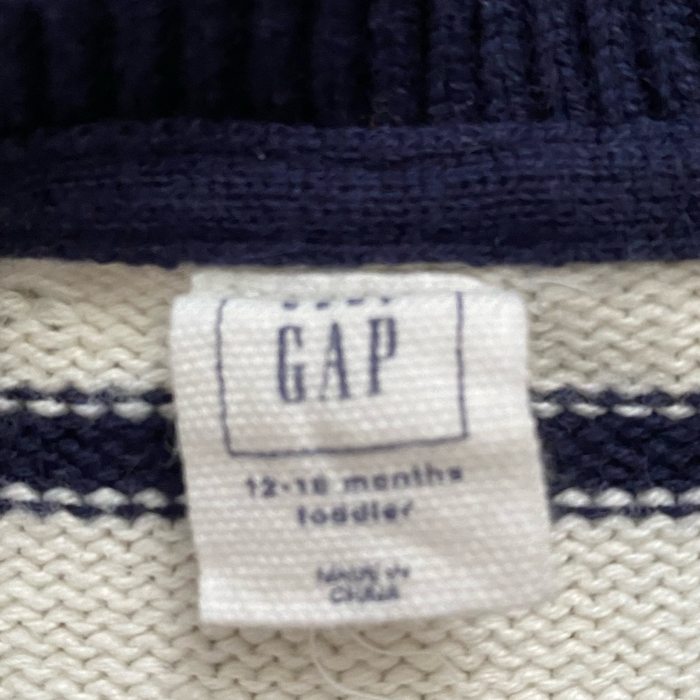 ⭐️HP⭐️GAP💖sweater - Picture 4 of 5